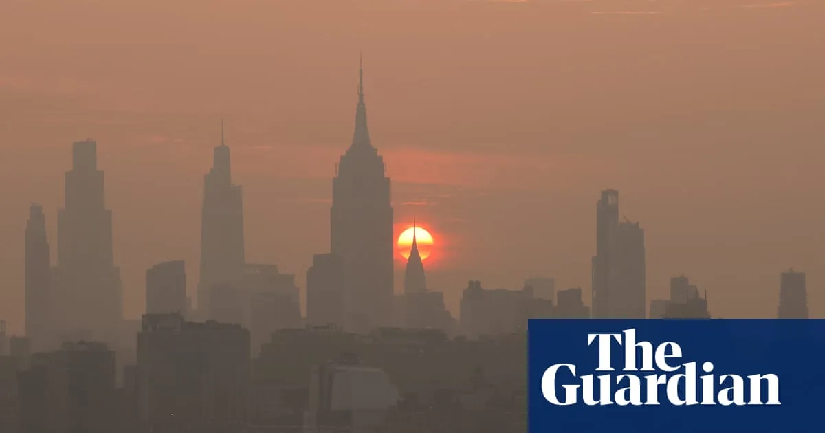 Heavy NYC Rains to Improve Smoky Air Ahead of World Cup Final - Bloomberg.com