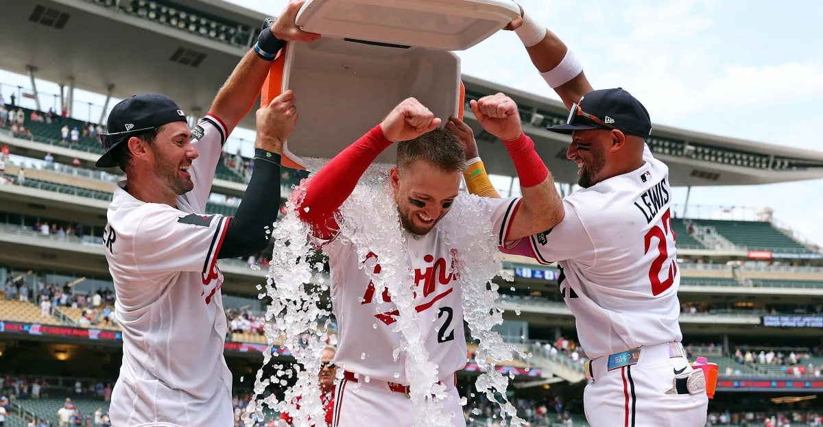 Twins' Kody Clemens blasts walk-off grand slam vs. Royals