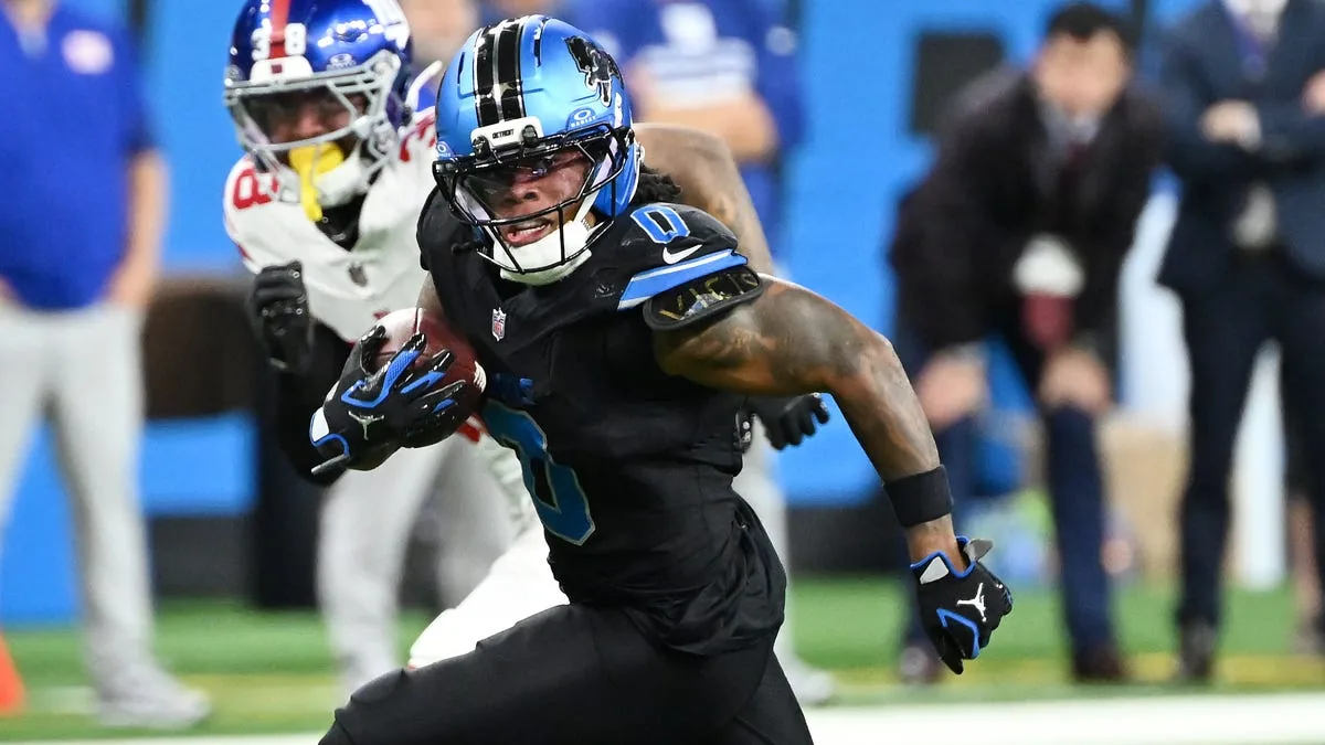 Star RBs Robinson, Gibbs appear to be hold-ins while seeking deals