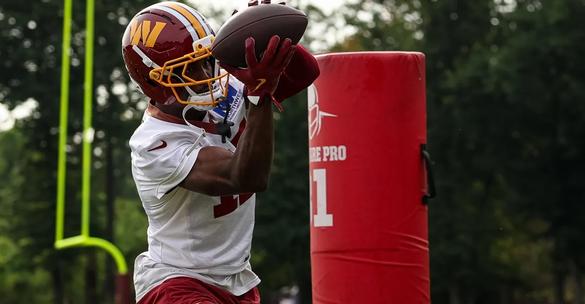 Sources: WR Stefon Diggs set to sign with Commanders