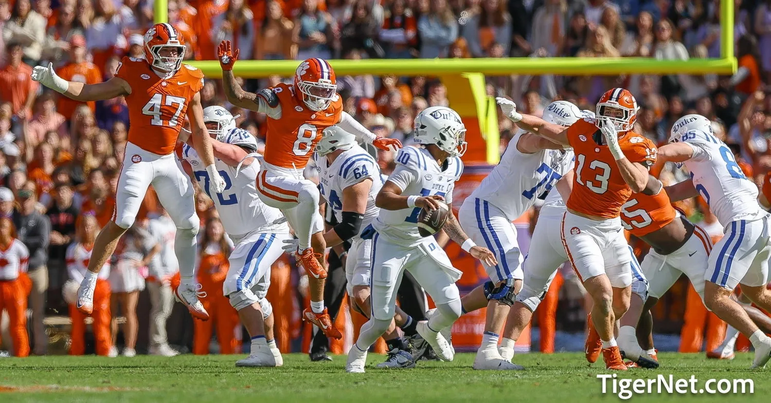 Jeremiah Smith, Leonard Moore lead list of college football’s top 100 players in 2026 - The New York Times