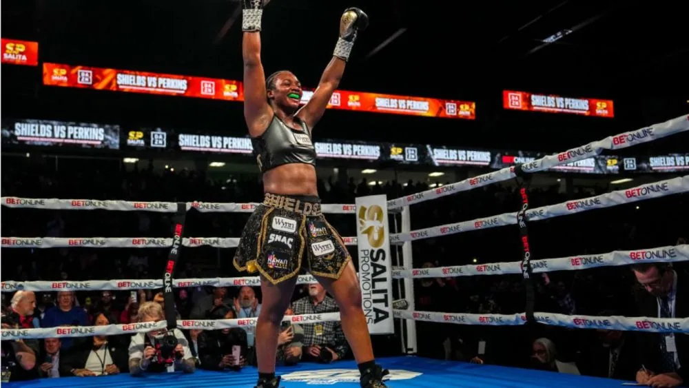 Claressa Shields eyes Britain’s Price after stopping Kaye Scott to reclaim titles