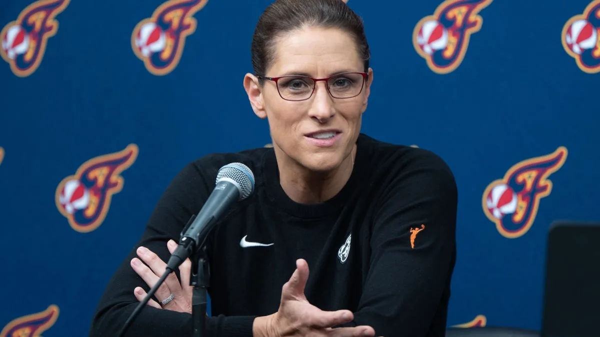 Fever's White rips critics, says she 'will always stand by' players