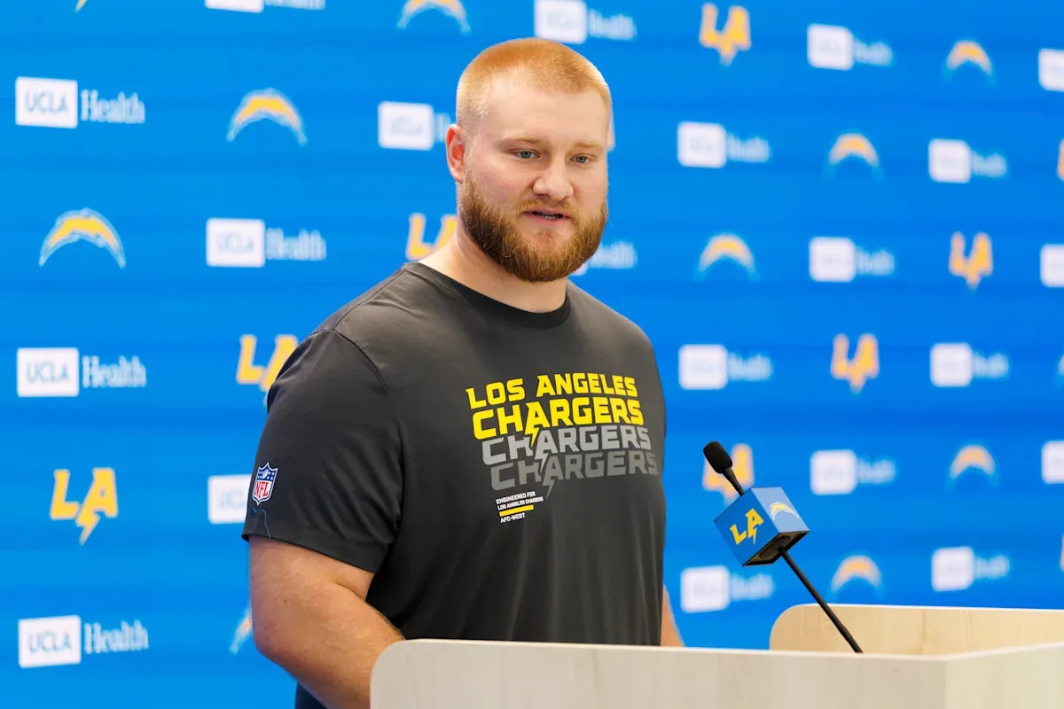 Sources: Chargers' Tyler Biadasz out indefinitely with ACL injury