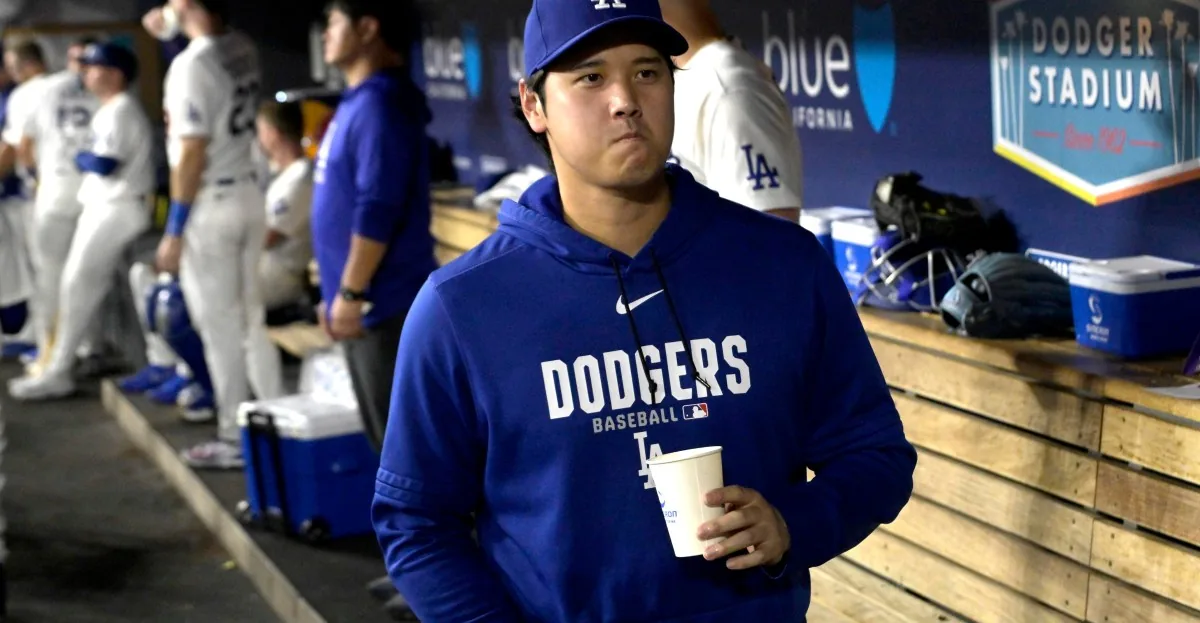 Ohtani out of starting lineup for 4th straight game; Roberts 'hopeful' for Monday return - MLB.com